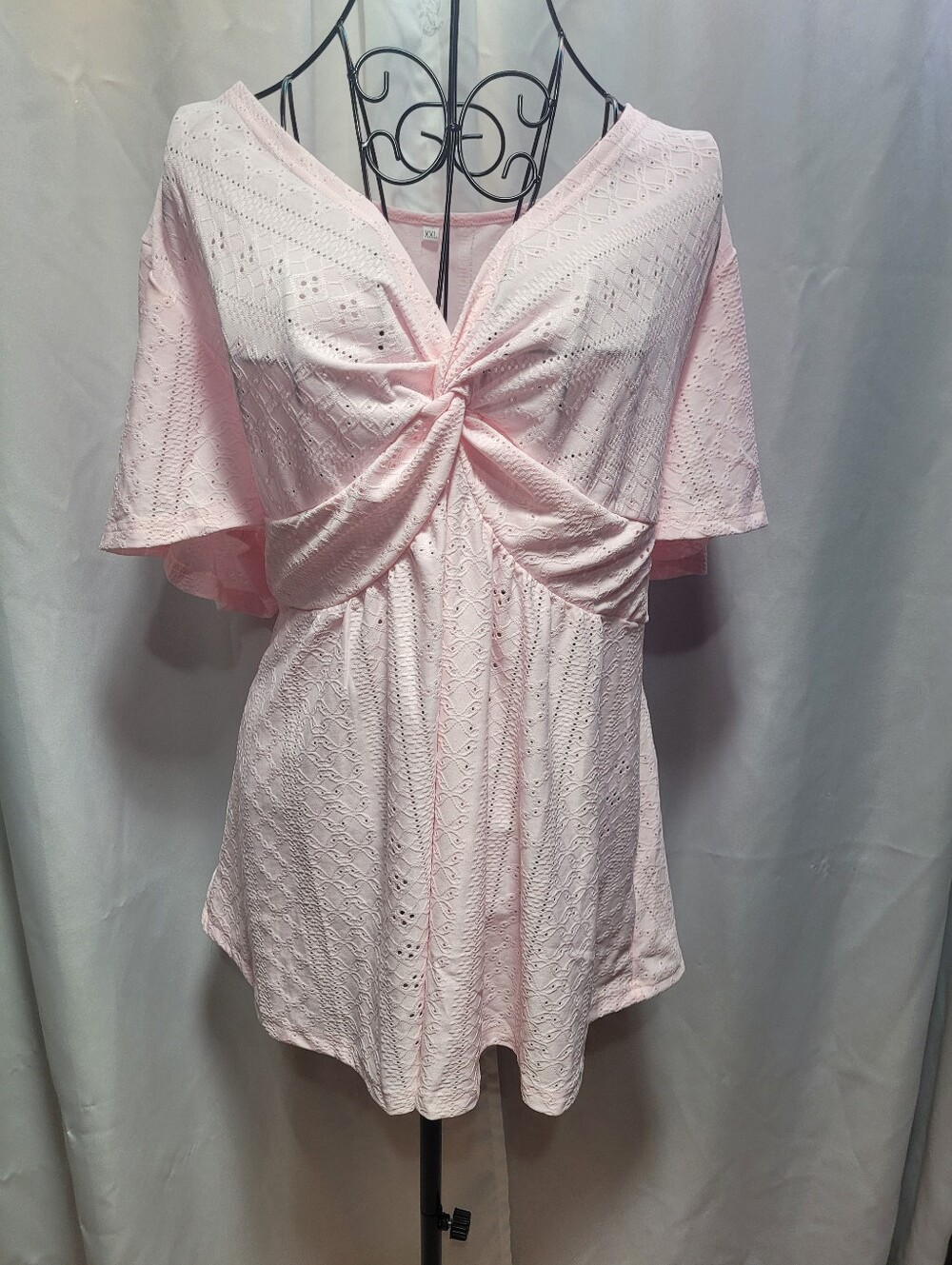 Women's Pink Twist-Front Eyelet Tunic Top
